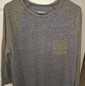 Baseball tee